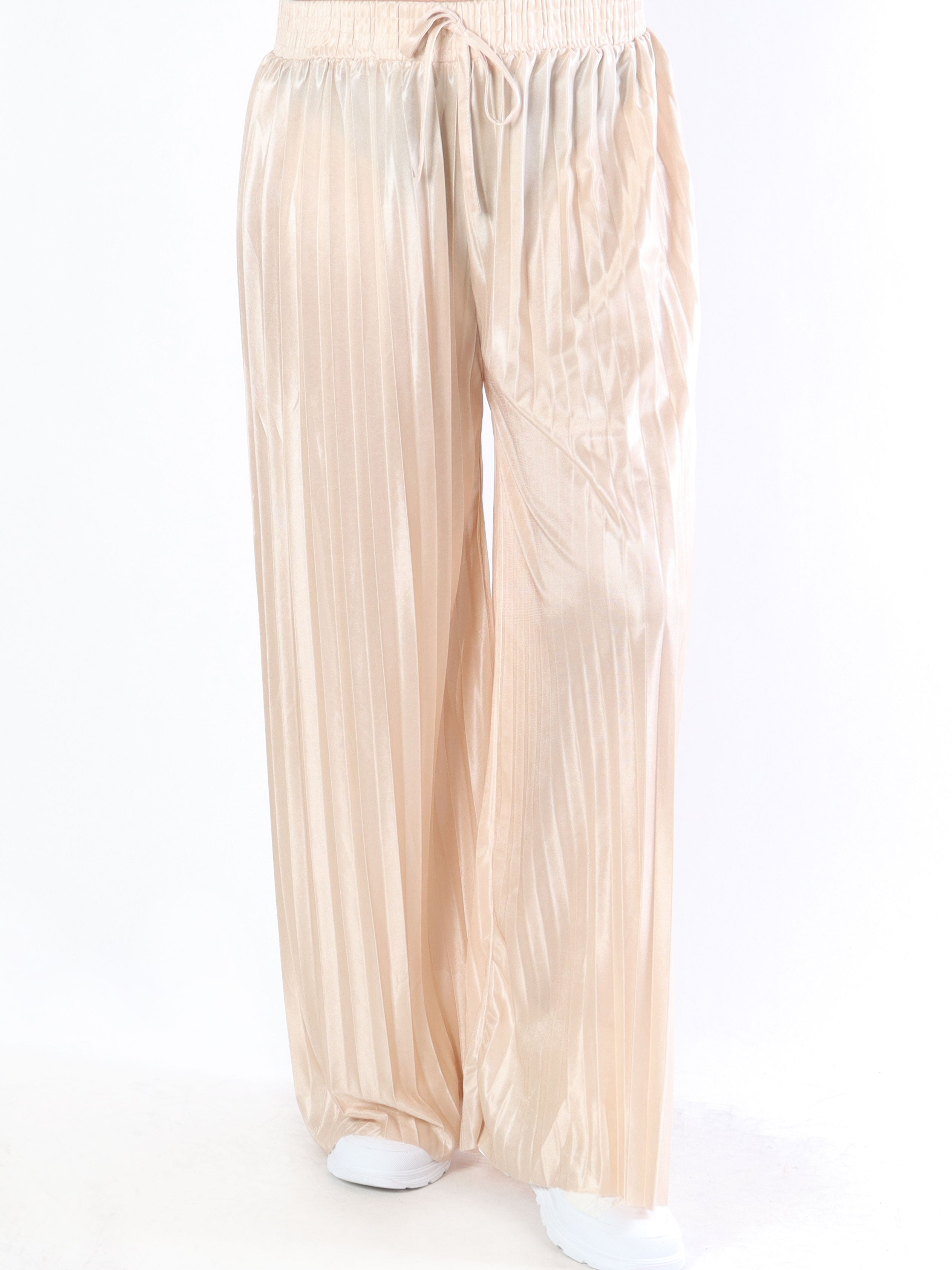 Callie - Enkla plisserade byxor i glänsande tyg